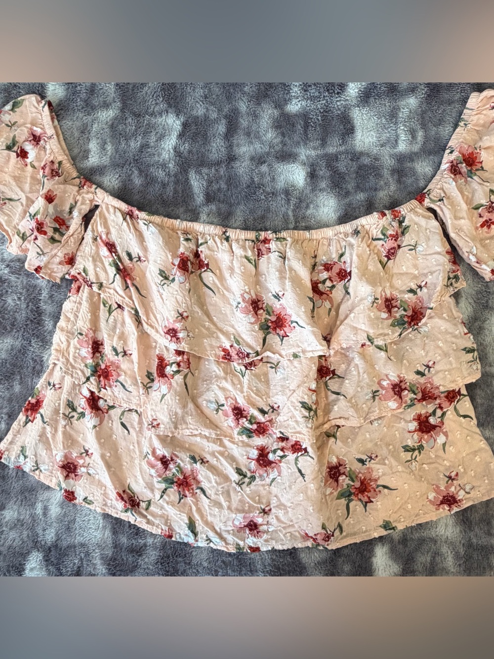 American Eagle Outfitters Pink Floral Off-Shoulder Blouse size M